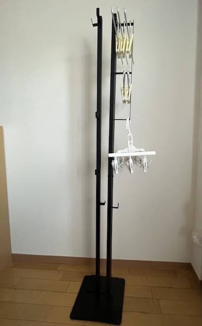 筆者愛用の室内物干しtower